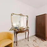 Apartman Beneath The Castle - *