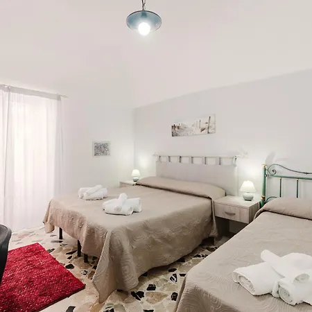 Apartament Beneath The Castle - *